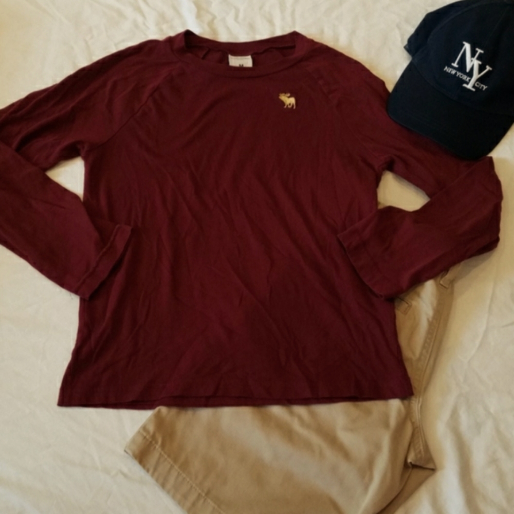 Abercrombie kids Medium l/s boys tee burgundy